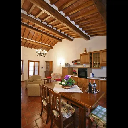 Appartamento Le Casine-perignano-spinelli Sleeps 6 *